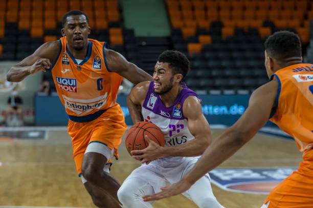 中超八冠王 中超八冠王