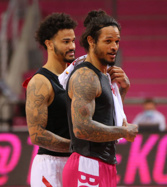 迅速将球转 迅速将球转